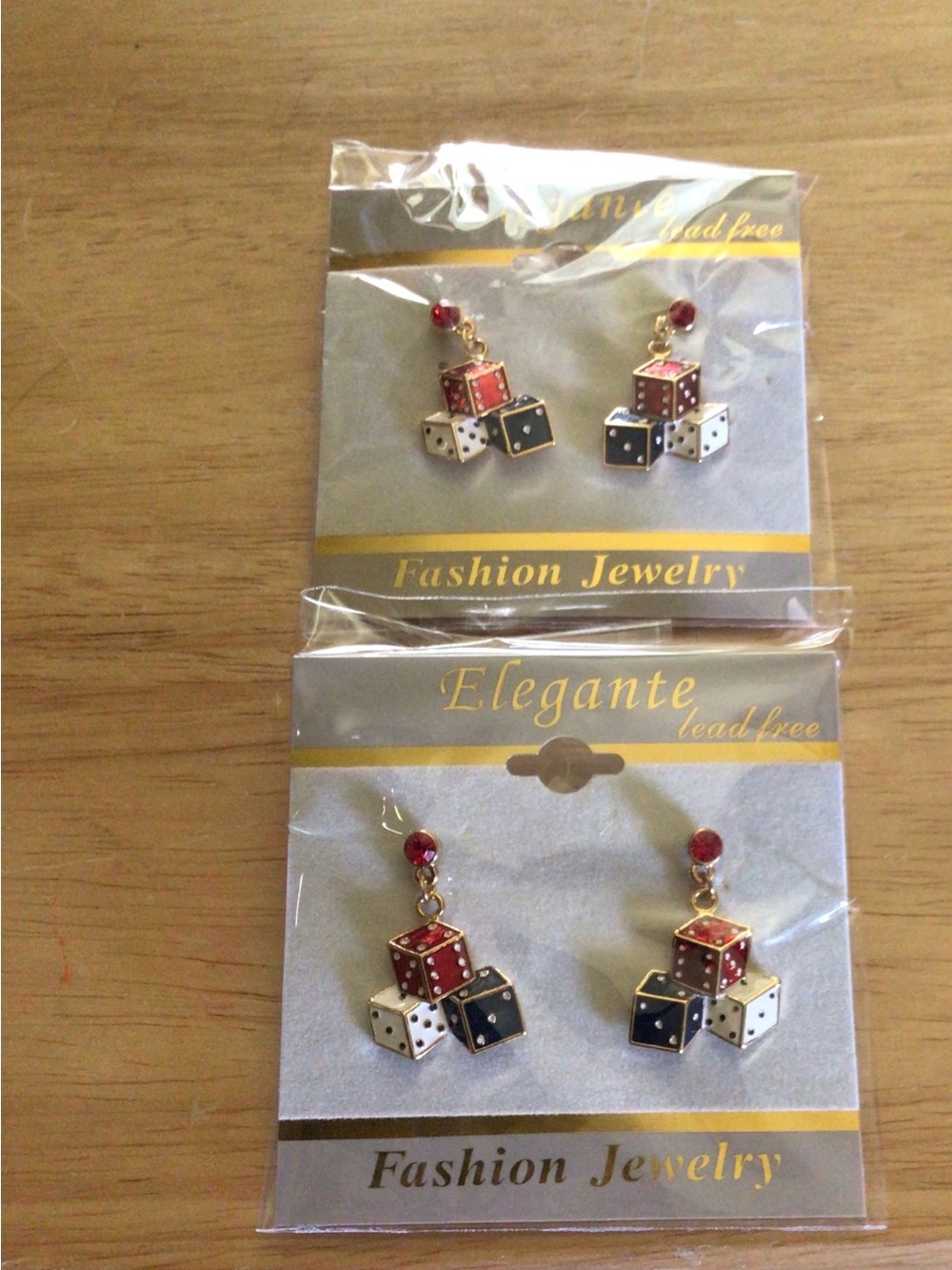 Elegante Red, Black & White Dice Drop Earrings - Fashion Jewelry
